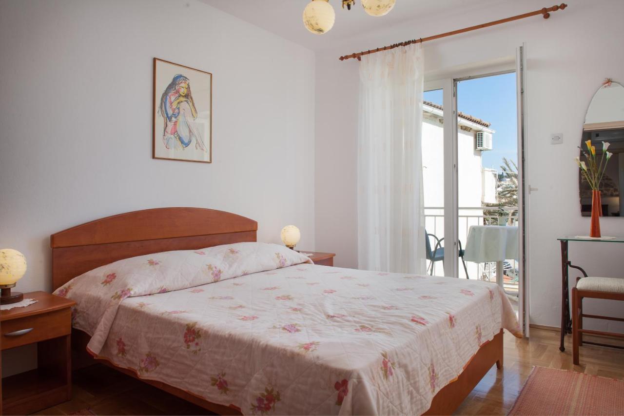 Apartman Vite Podgora Bagian luar foto