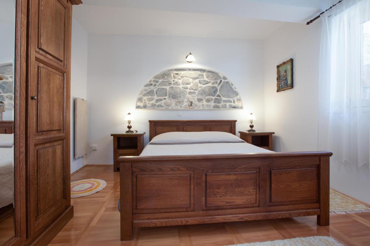 Apartman Vite Podgora Bagian luar foto